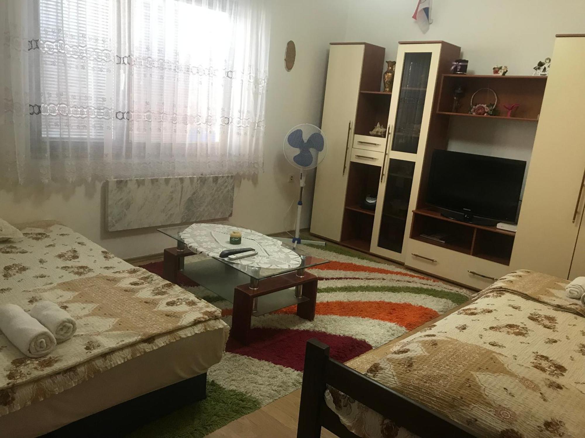 Nis Apartman Ngoại thất bức ảnh