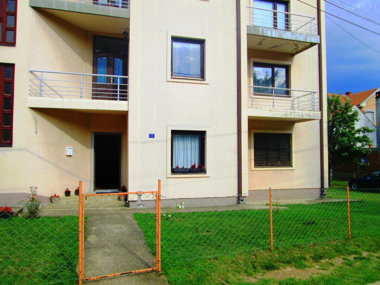 Nis Apartman Ngoại thất bức ảnh